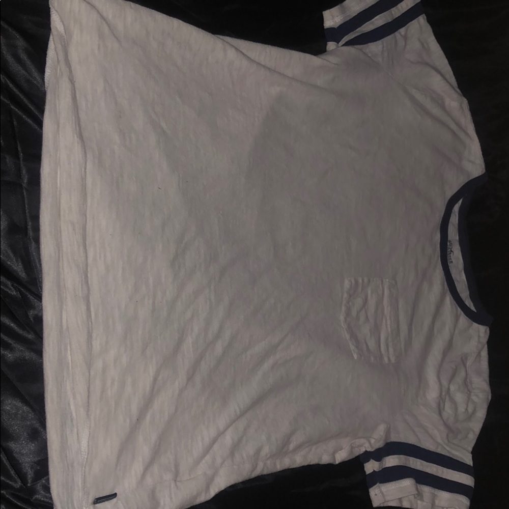 Hollis tee shirt